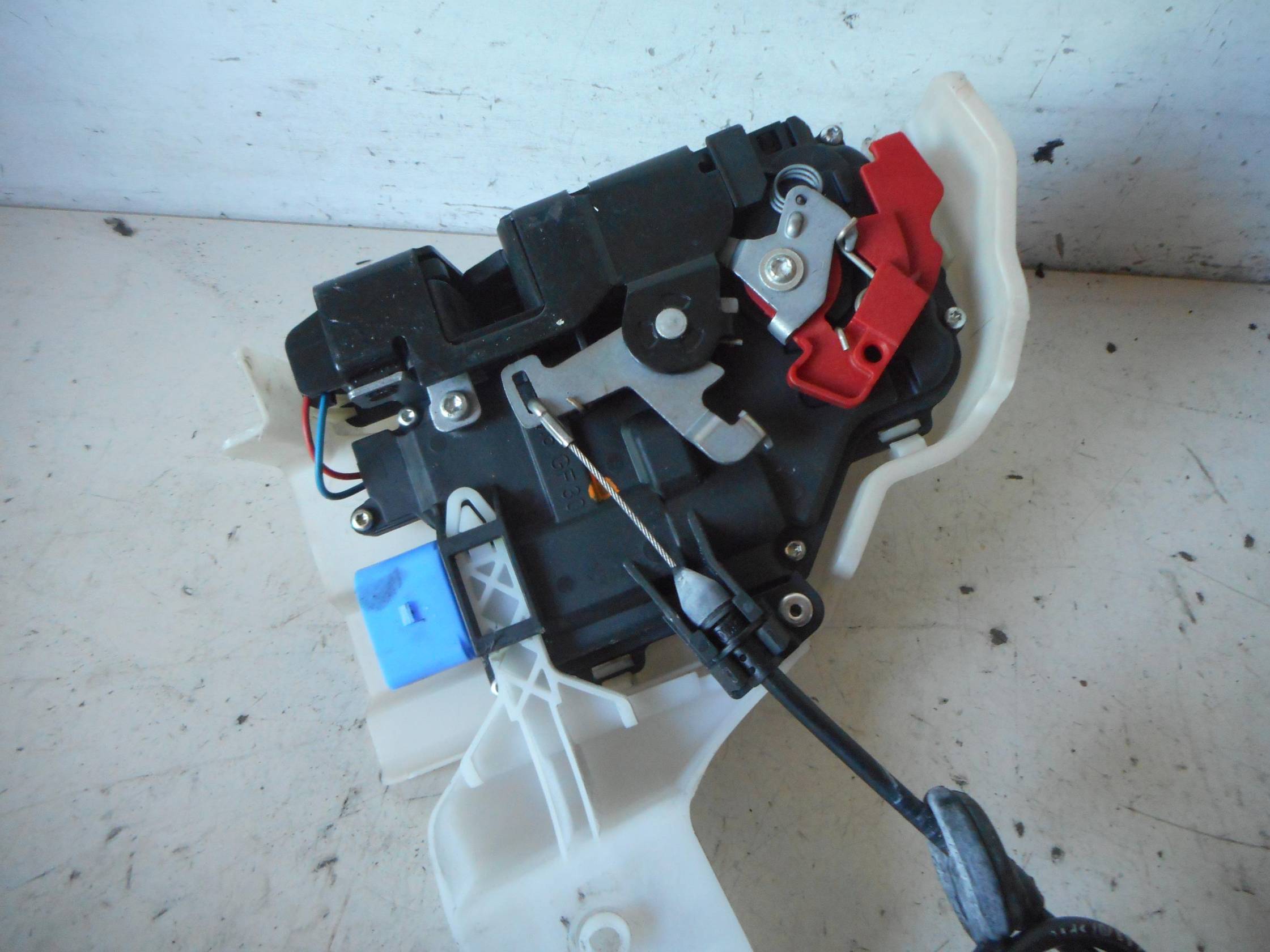 Serratura porta ant. sx.